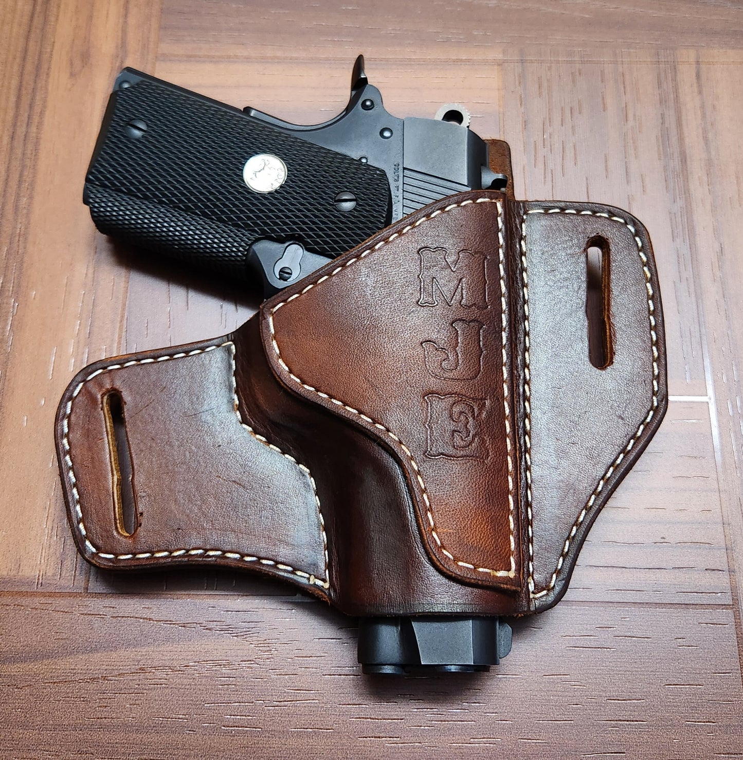 Leather Gun Holster: Colt MK4