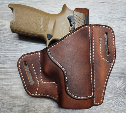 Leather Gun Holster: Sig Sauer P320 / HK VP9 / Walther PPQ M2